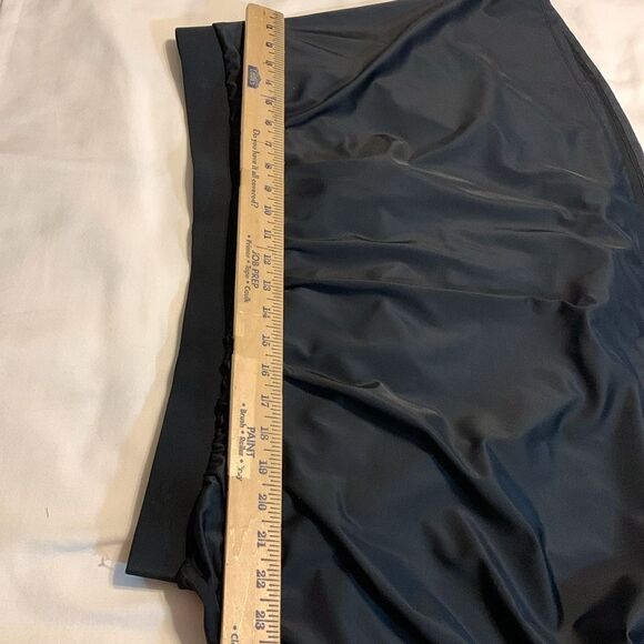 Size 26W one piece black swim skirt with built in panty. NEW - Picture 8 of 8